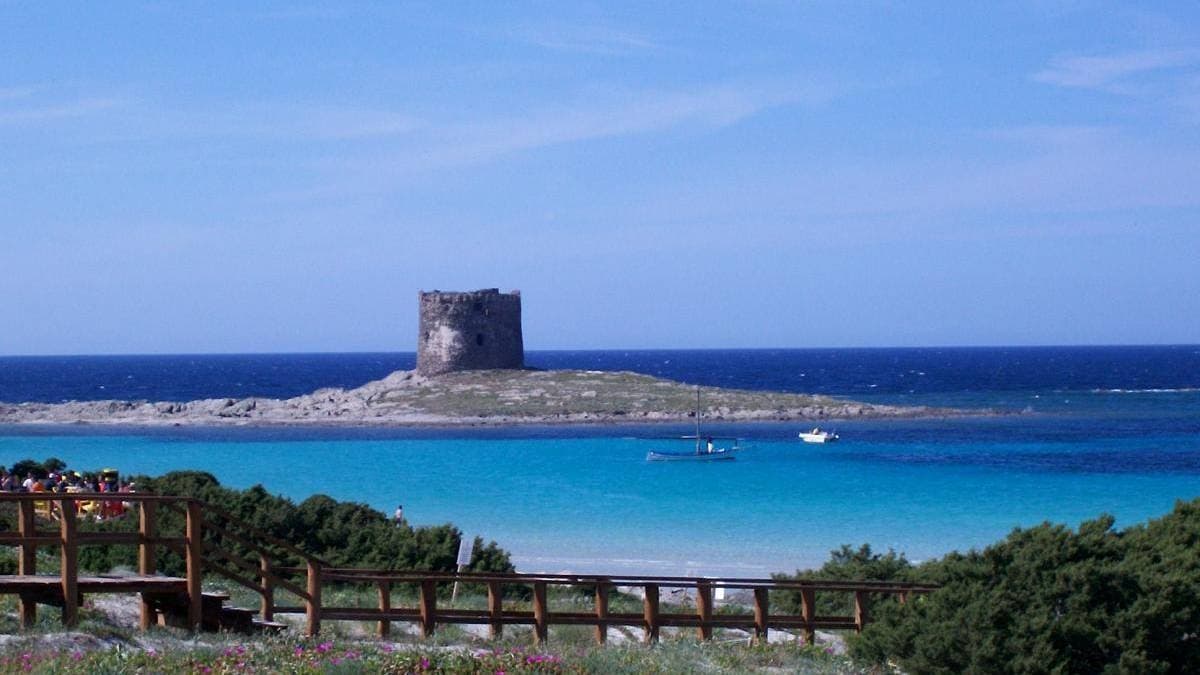 Yüzyılın Adası: Sakinlerinin Tamamı 100 Yaşını Aşıyor